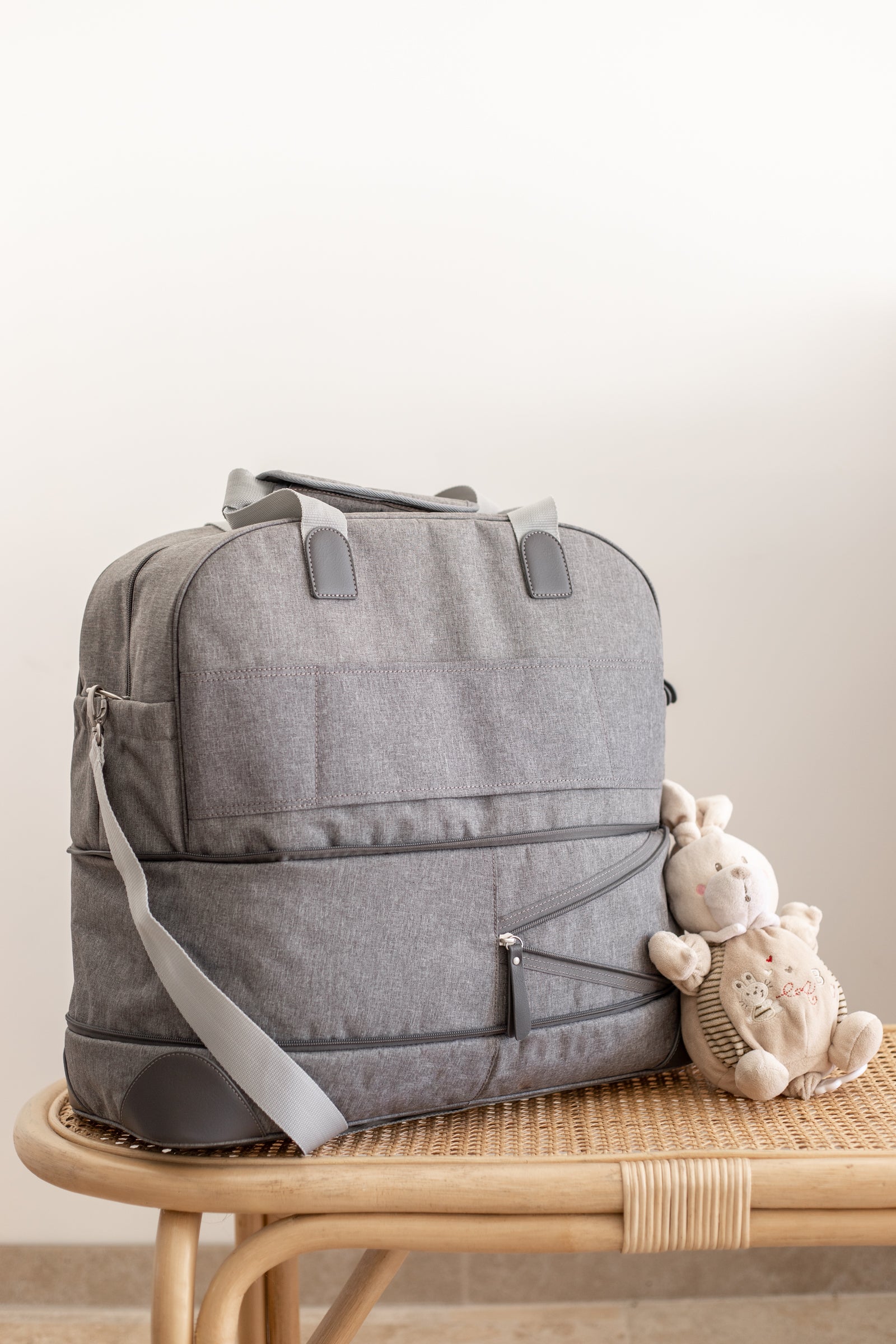Amsterdam II Expandable Travel Nappy Bag