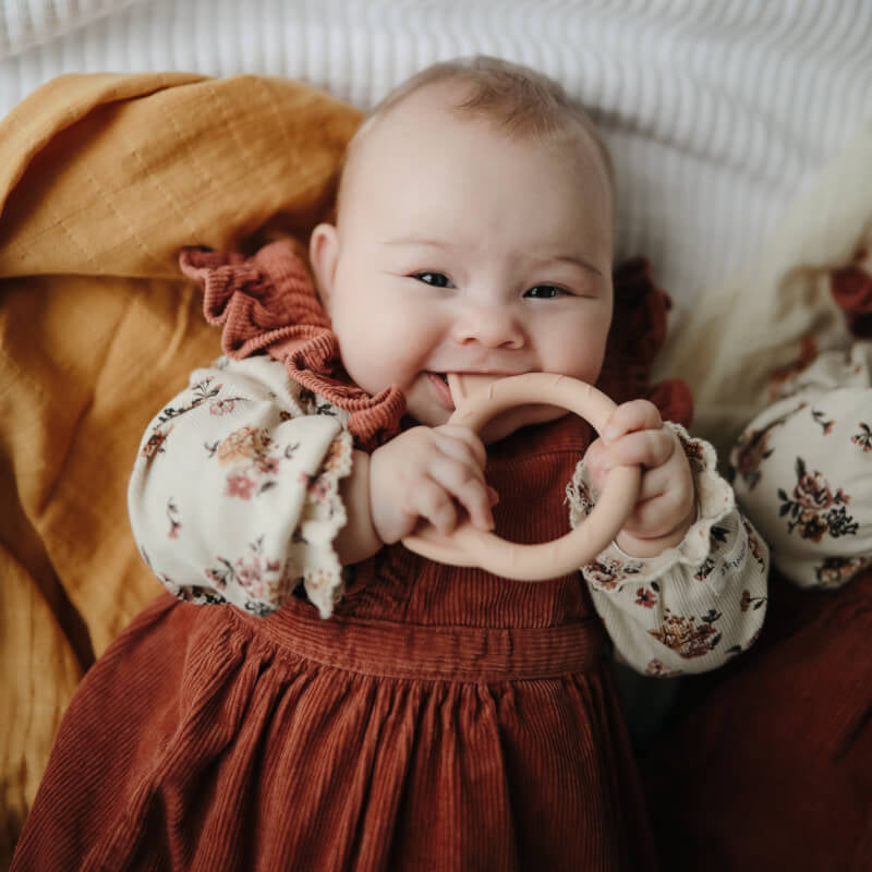 Mushie Cat Teether - Blush