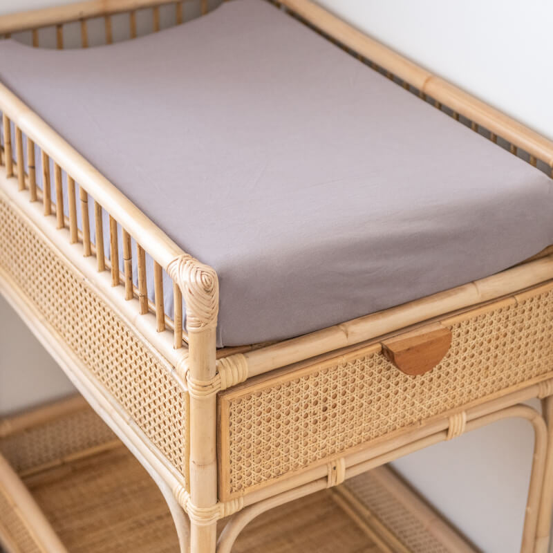 KIIN BABY Organic Fitted Bassinet/Change Pad Sheet - Lilac