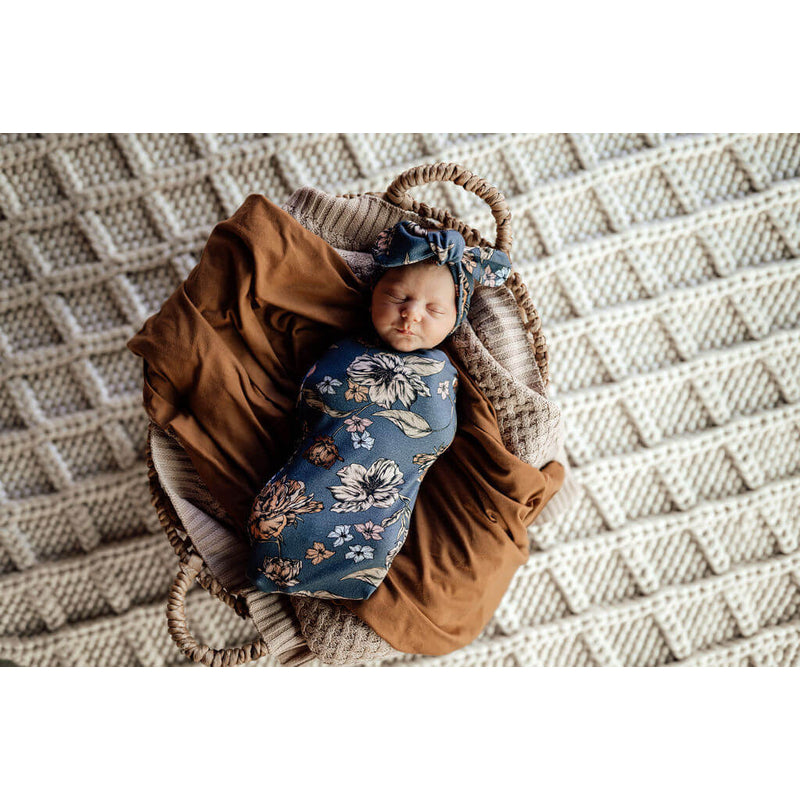 Snuggle Hunny Organic Snuggle Swaddle & Topknot Set - Belle