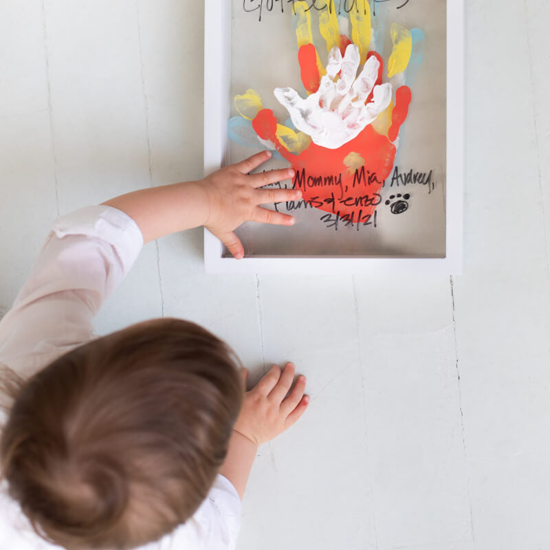 Pearhead Clear Family Print Frame