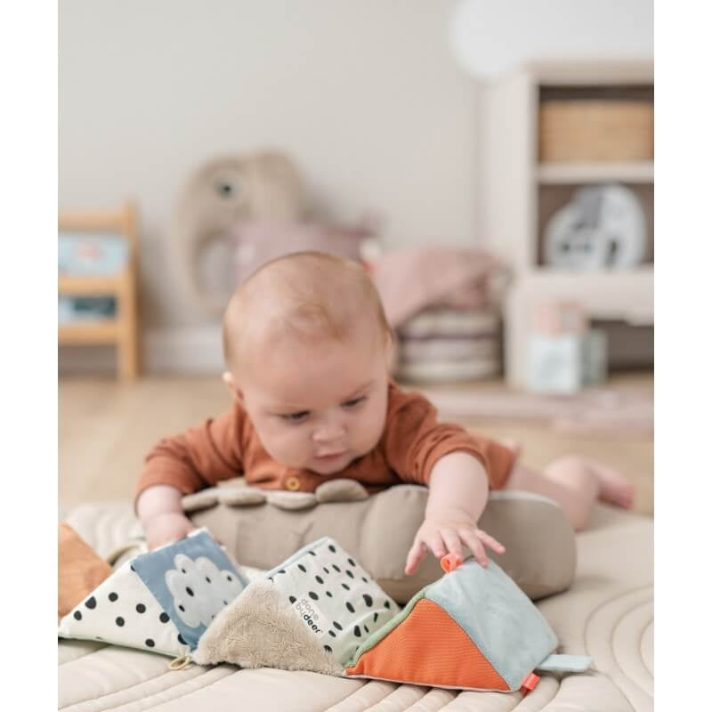 Done by Deer Tummy Time Activity Toy - Croco Sand