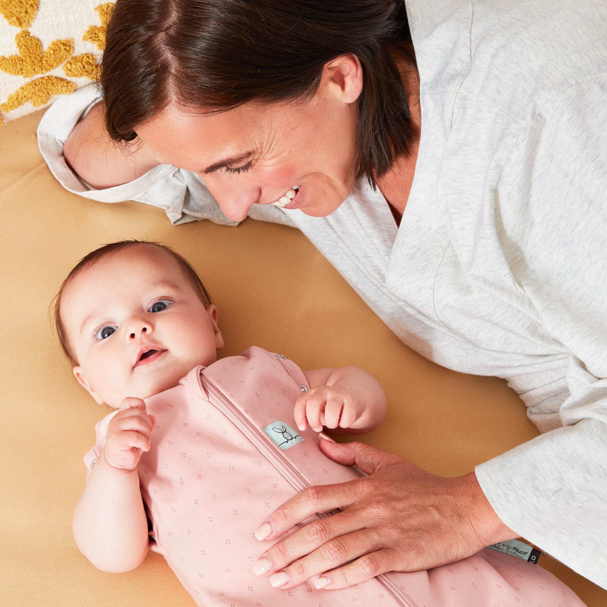 Cocoon Swaddle Bag 0.2 TOG - Berries