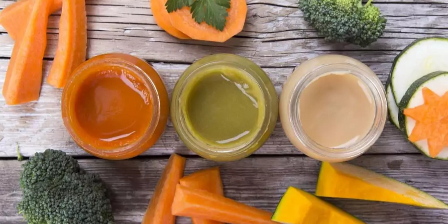 10 First foods to offer baby