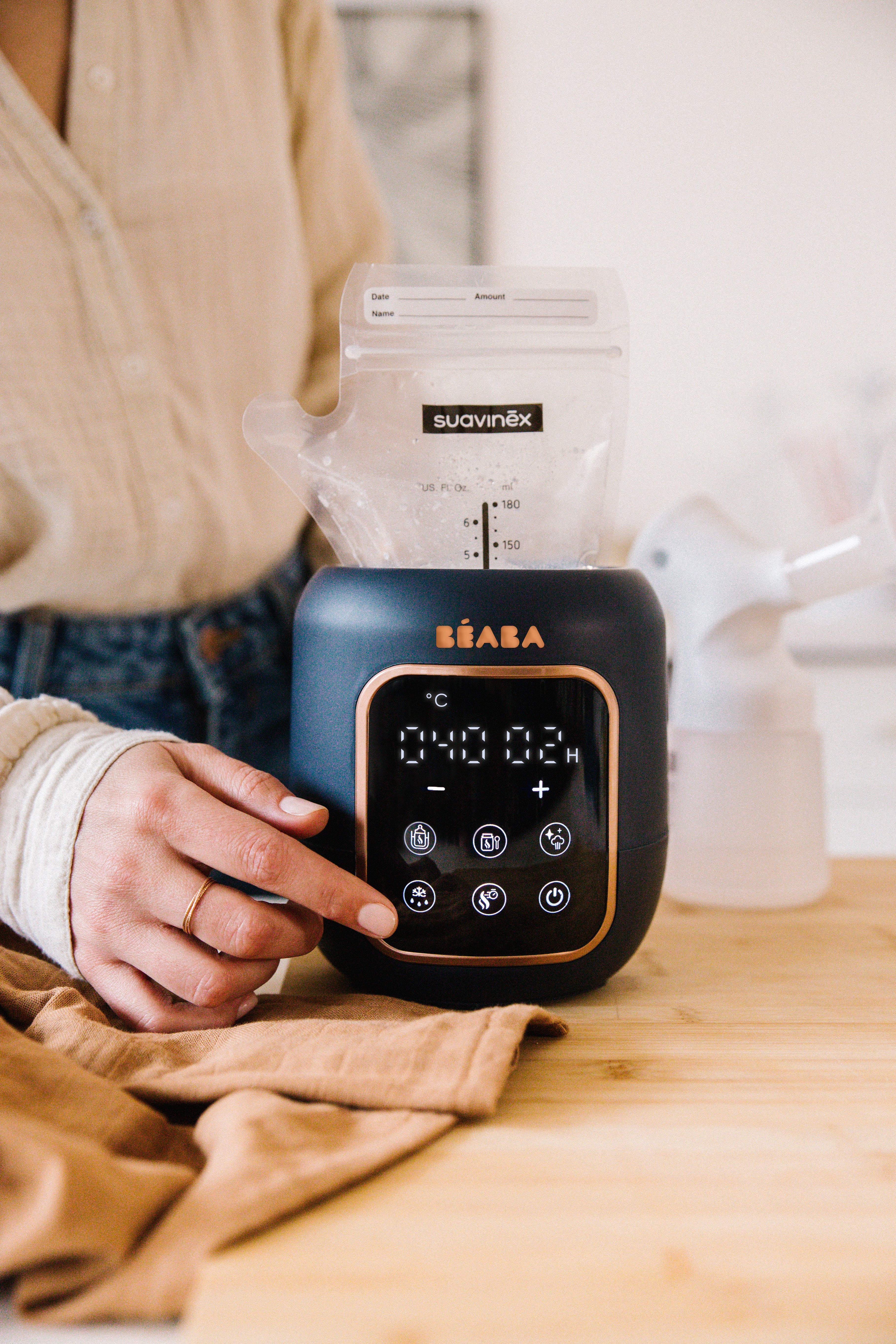 Streamlining Feeding Time with Beaba's Multi Milk Bottle Warmer