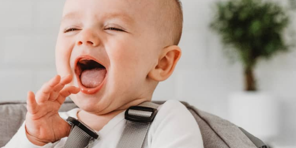 How much food does my baby need? A Nutritionist’s Take on When (and What) to Offer