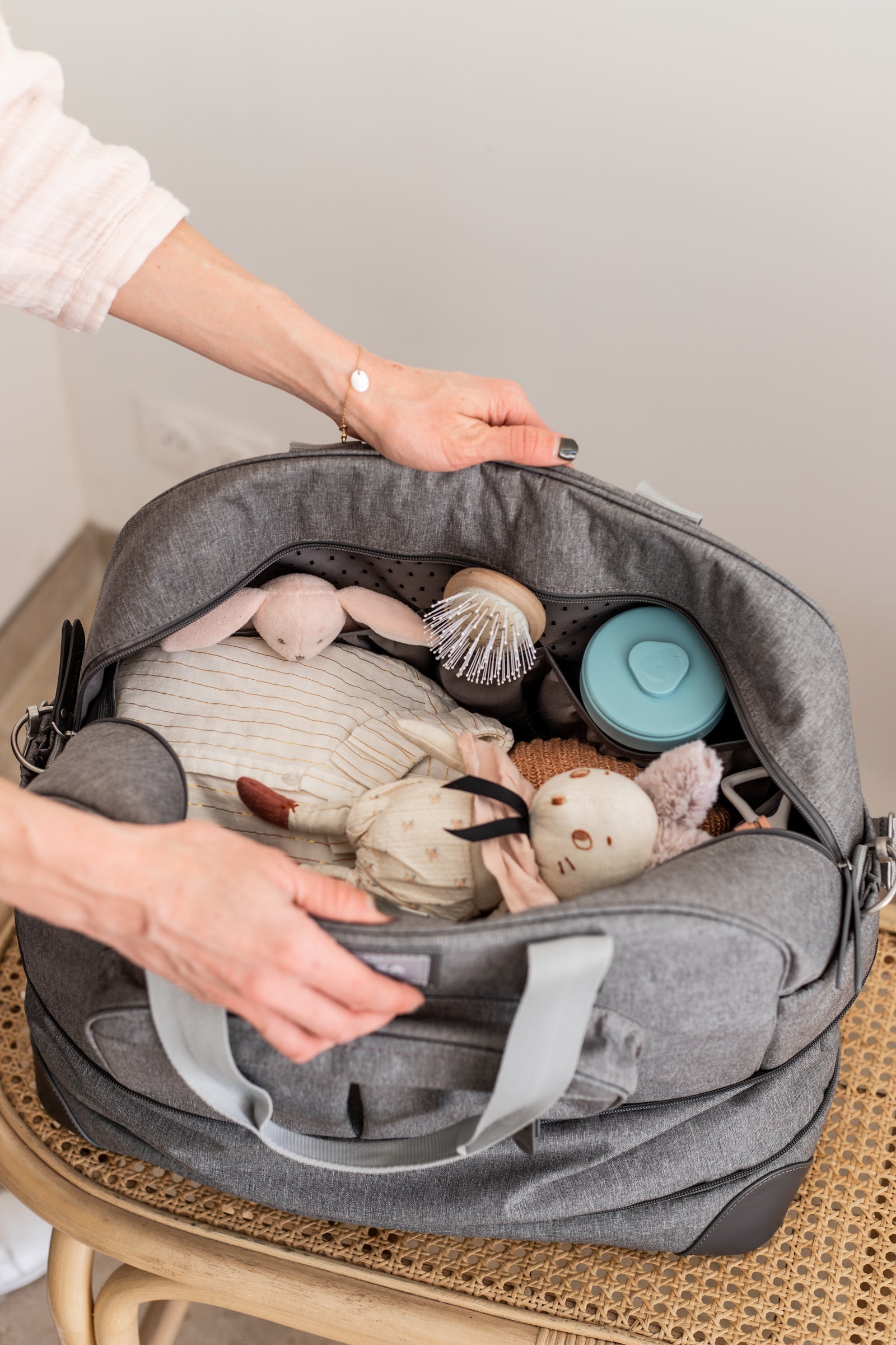 Amsterdam II Expandable Travel Nappy Bag