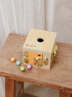 Montessori by Eichhorn Lock Cube