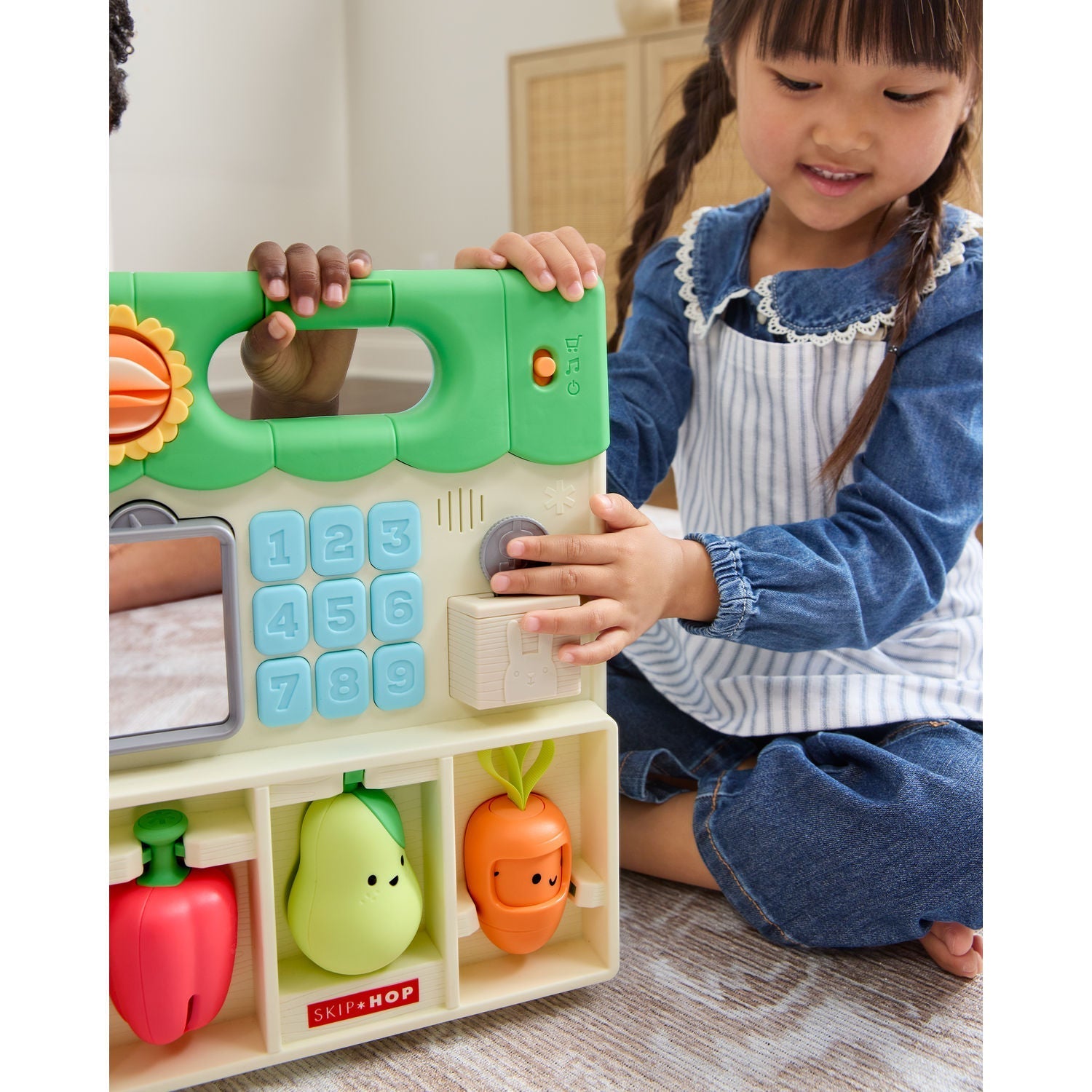 Farmstand Grow Along 5 in 1 Activity Walker