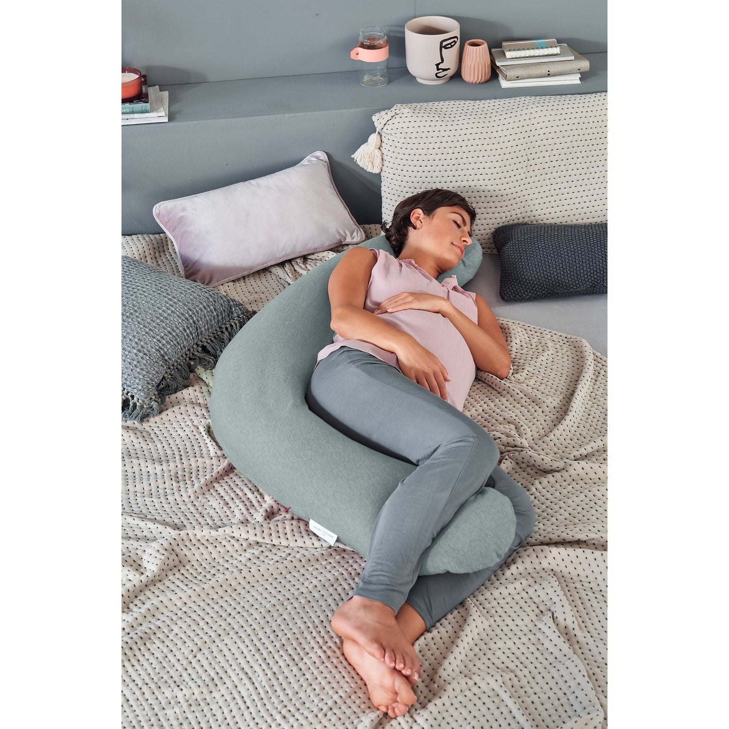 Theraline The Original Maternity and Nursing Pillow - Bamboo