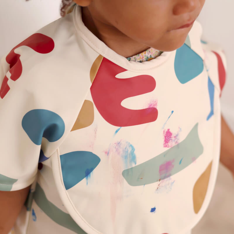 Beaba 2 in 1 Bib w/Removable Sleeves - Playful
