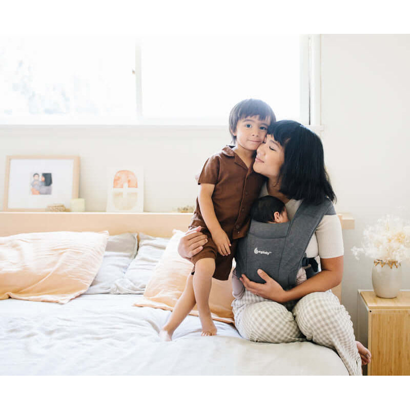 Ergobaby Embrace Cozy Newborn Carrier