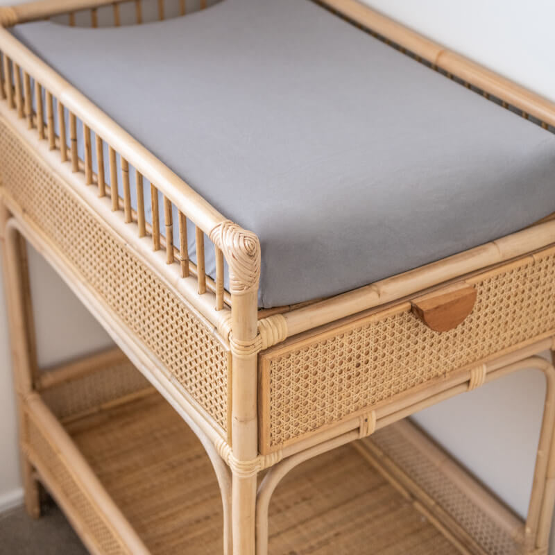 KIIN BABY Organic Fitted Bassinet/Change Pad Sheet - Cloud