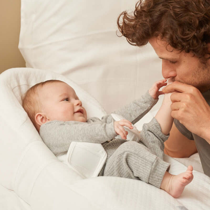 Red Castle | Cocoonababy Nest with Fitted Sheet