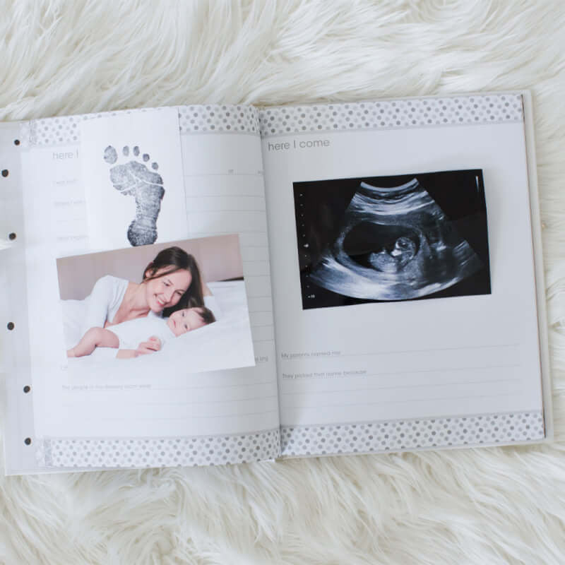 Pearhead Babybook - Hello Baby