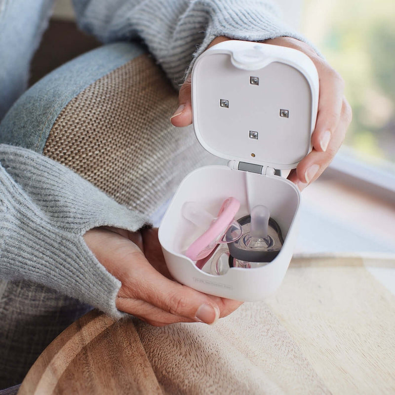 59S UV Sterilising PaciPod - White