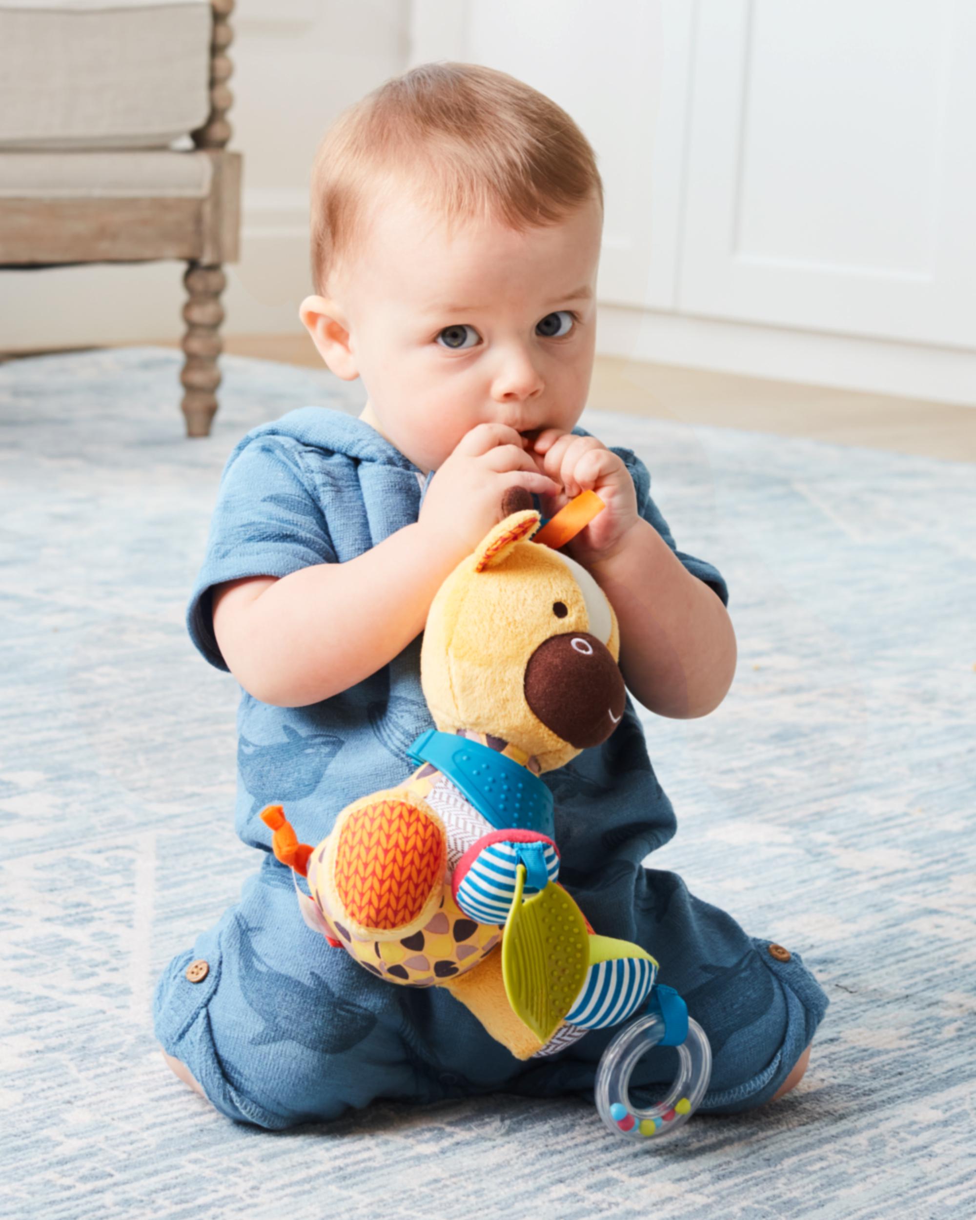 Giraffe Bandana Buddie Activity Toy