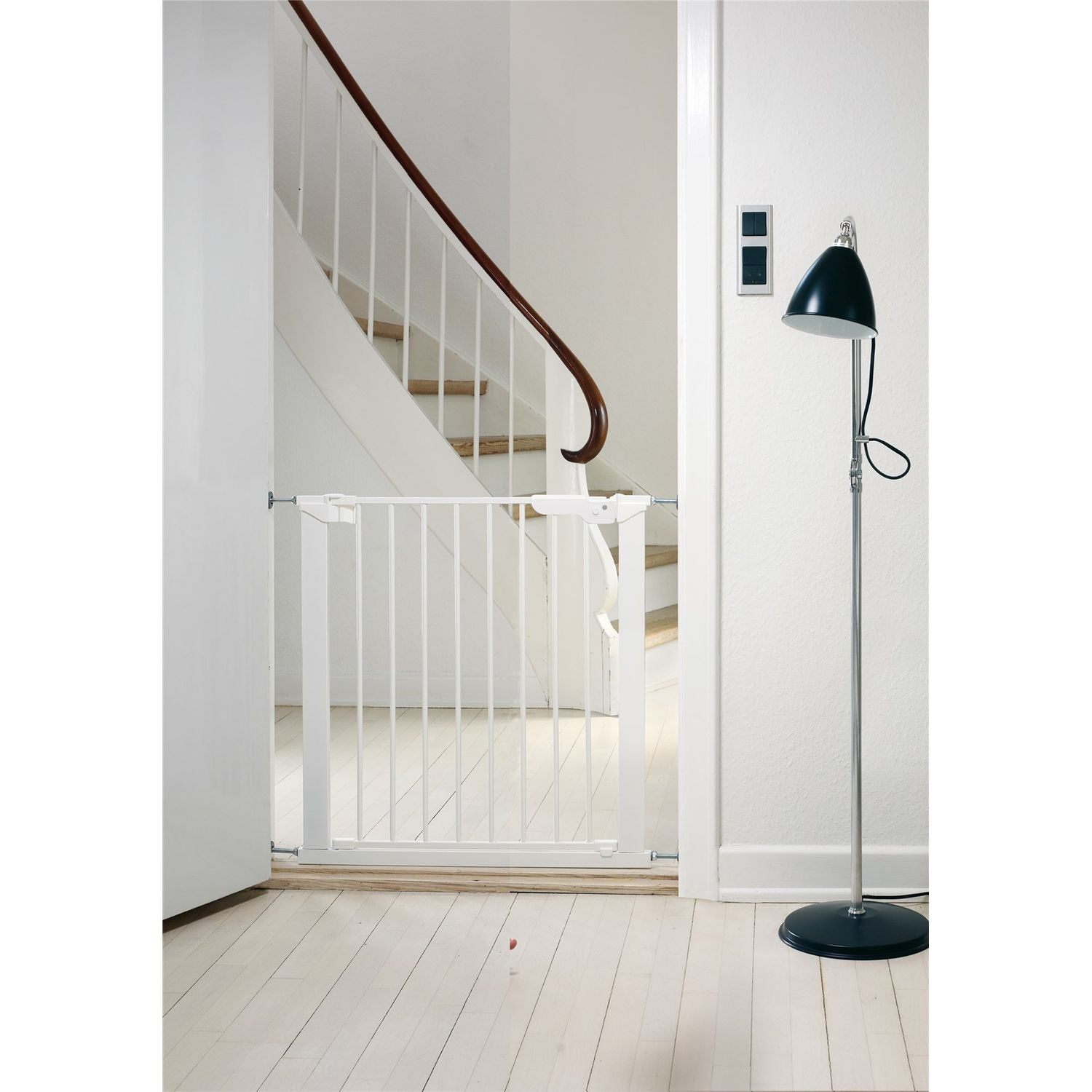 BabyDan Premier Pressure Gate - White