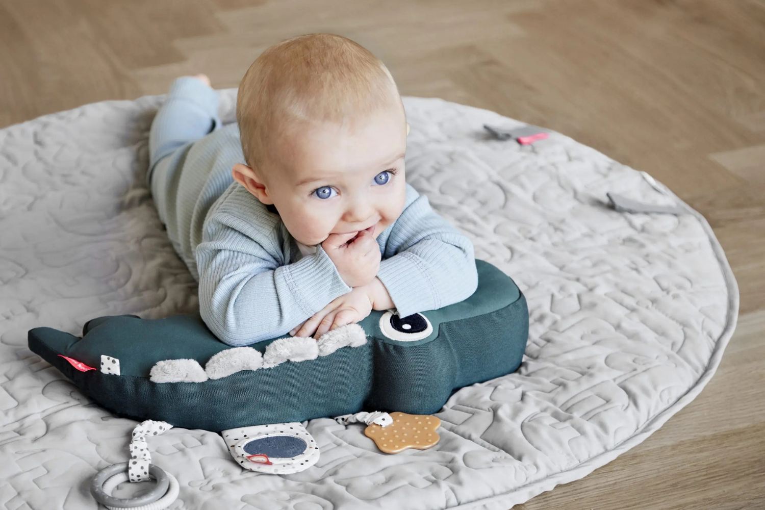 >Baby Play